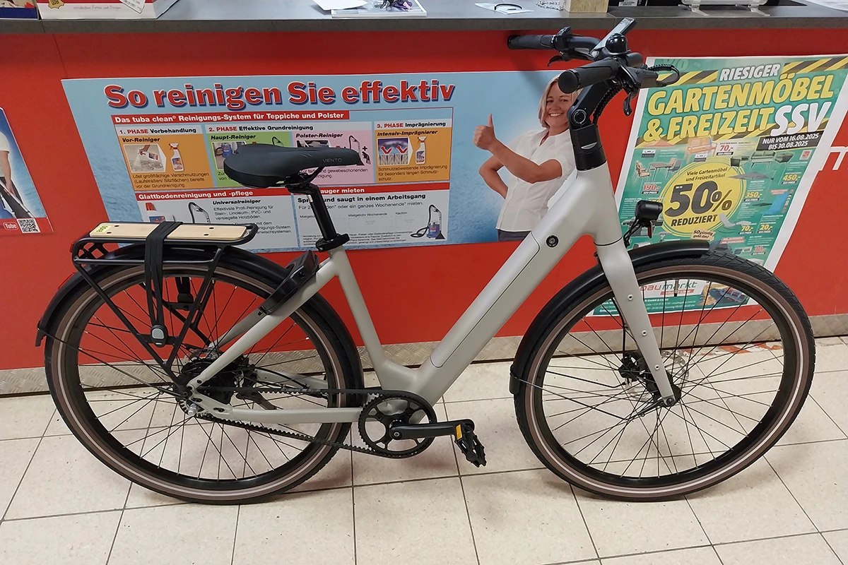 E-Bike One Two unisex 01 • stolz