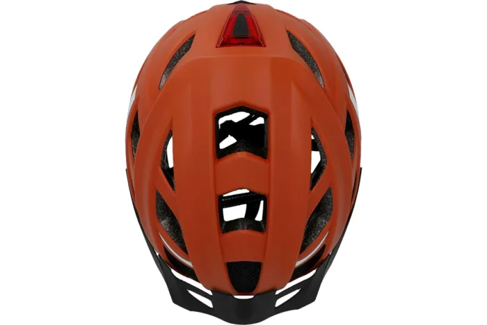 helm-10 • stolz